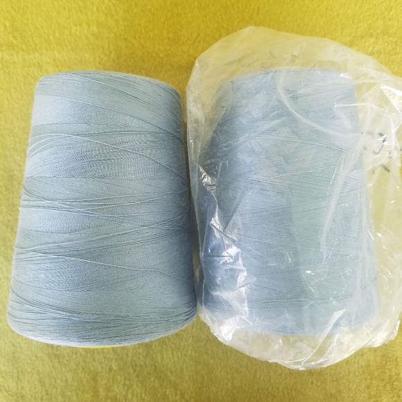 Vintage Lot Of 4 Thread Sewing Cones Blue Shades/Black Diy Vintage Craft Room - Picture 4 of 10